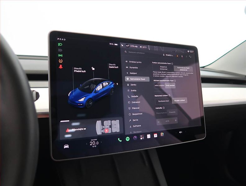 Tesla Model 3 (2021) Std Range Plus 55kWh, SoH 85% - fotka 26 z 32