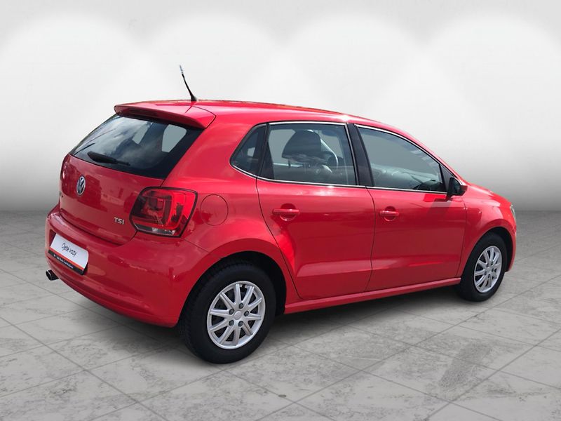 Volkswagen Polo A 1.2 TSi COMFORTLINE - fotka 2 z 29