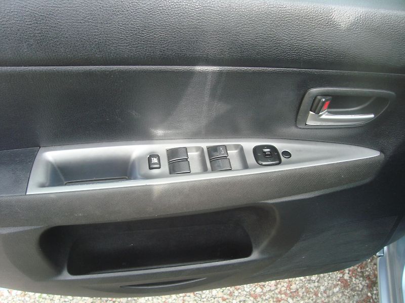 Mazda 2 (2006)  1,4D  - fotka 10 z 18