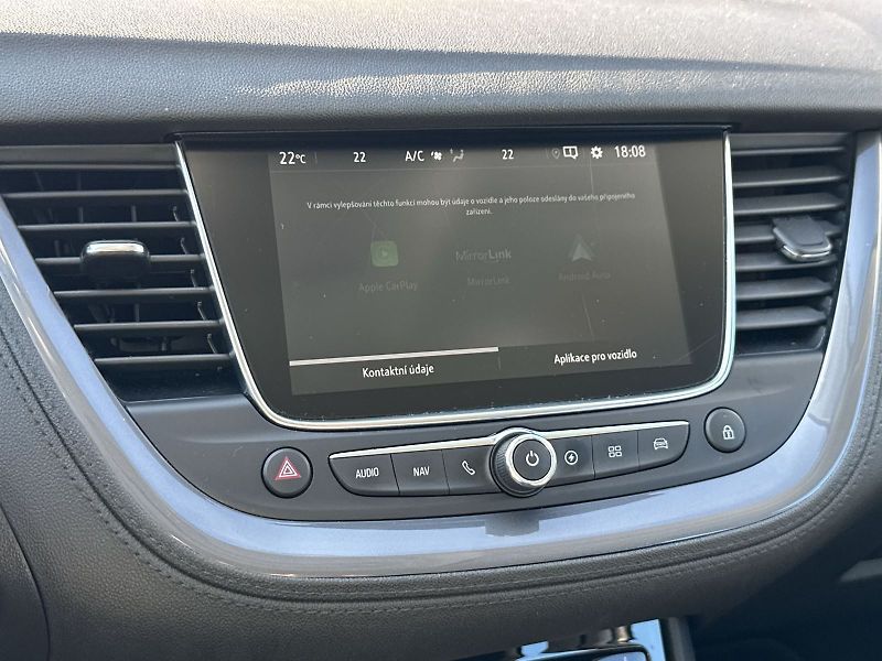 Opel Grandland X (2020) 1.6 TSI 4x4 Automat - fotka 19 z 33