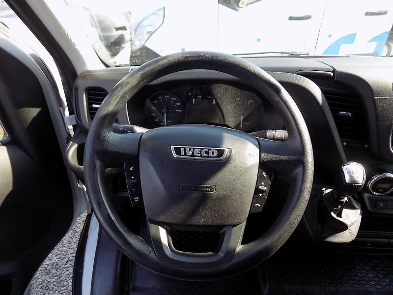 Iveco Daily 35-150 AUTOKLIMA, TAŽNÉ - fotka 29 z 37