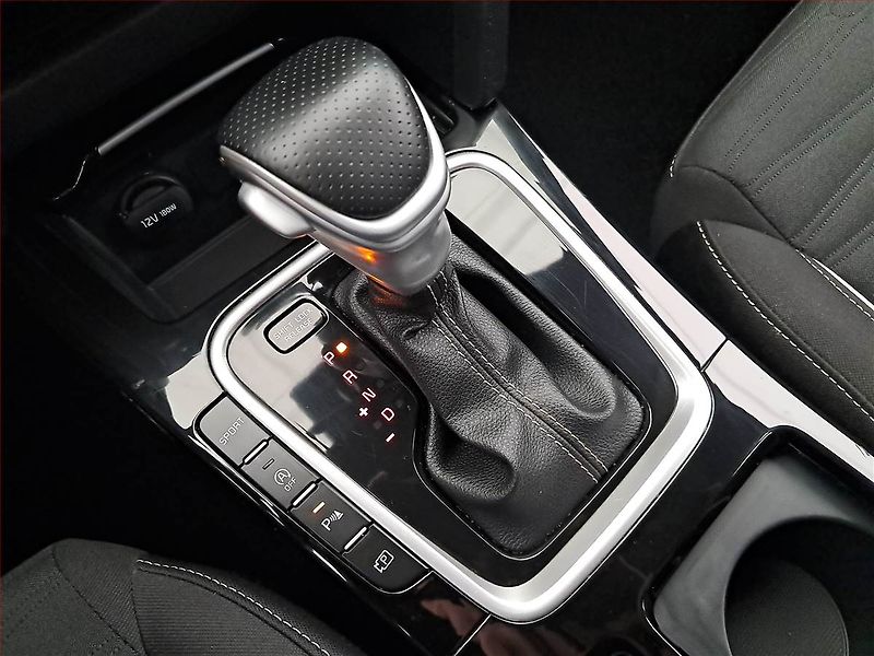 Kia Ceed (2023) GT Line 1.5 T-GDI - fotka 18 z 21