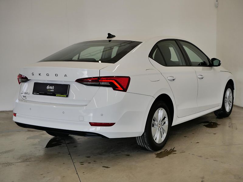 Škoda Octavia - fotka 2 z 23