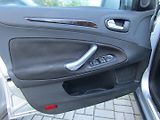 Ford Mondeo (2008) 2.0 TDCi GHIA 1.MAJITEL - náhled 18