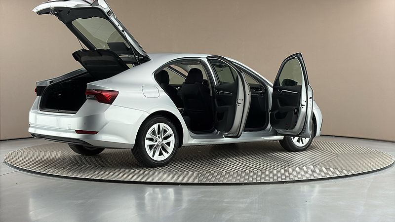 Škoda Octavia 1.0 TSI Style - fotka 6 z 25