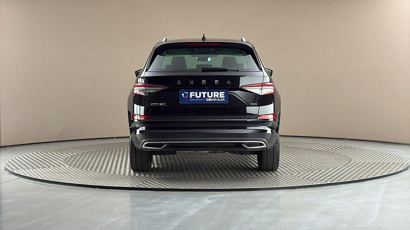 Škoda Kodiaq 2.0 TDI DSG 4x4 L&K - fotka 5 z 35