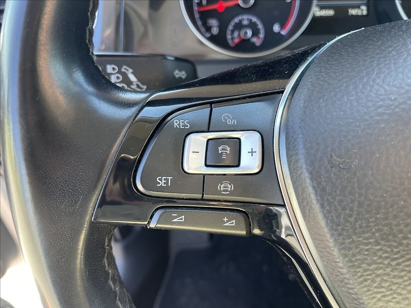 Volkswagen Golf 2,0 TDi 110kw DSG LED Radar po - fotka 15 z 39