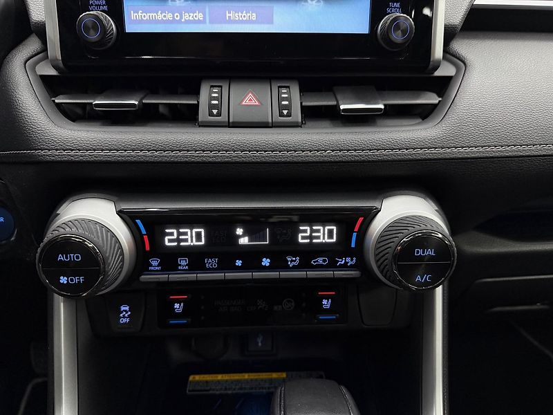 Toyota RAV4 (2021) 2.5 Hybrid e-CVT Executive FW - fotka 24 z 26