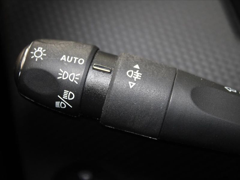DS Automobiles DS4 1,5 HDi 96kW Cross Rivoli PANO - fotka 24 z 30