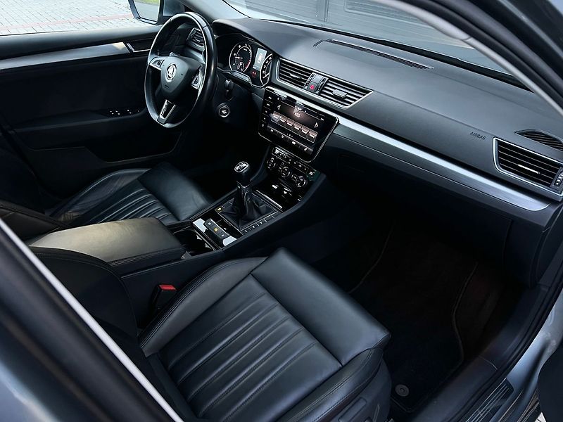 Škoda Superb (2019) 2.0TDI-STYLE-P.KAMERA-TAŽNÉ.Z - fotka 23 z 50