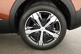 Peugeot 5008 (2022) Allure 1.5 BlueHDi - náhled 11