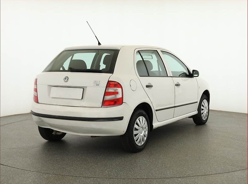 Škoda Fabia (2005) 1.2, po STK, oblíbený vůz - fotka 5 z 14