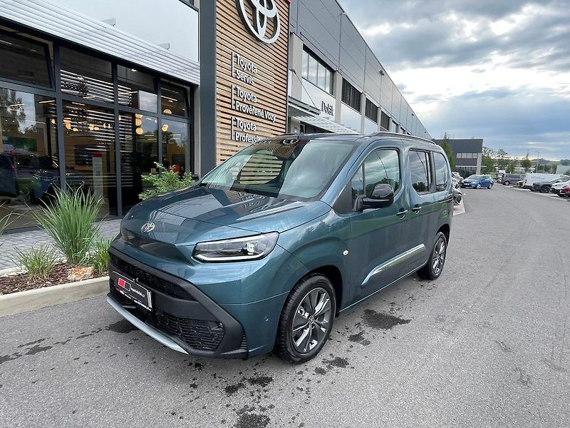 Toyota ProAce City Verso 1.5D Automat Short VIP - fotka 4 z 31