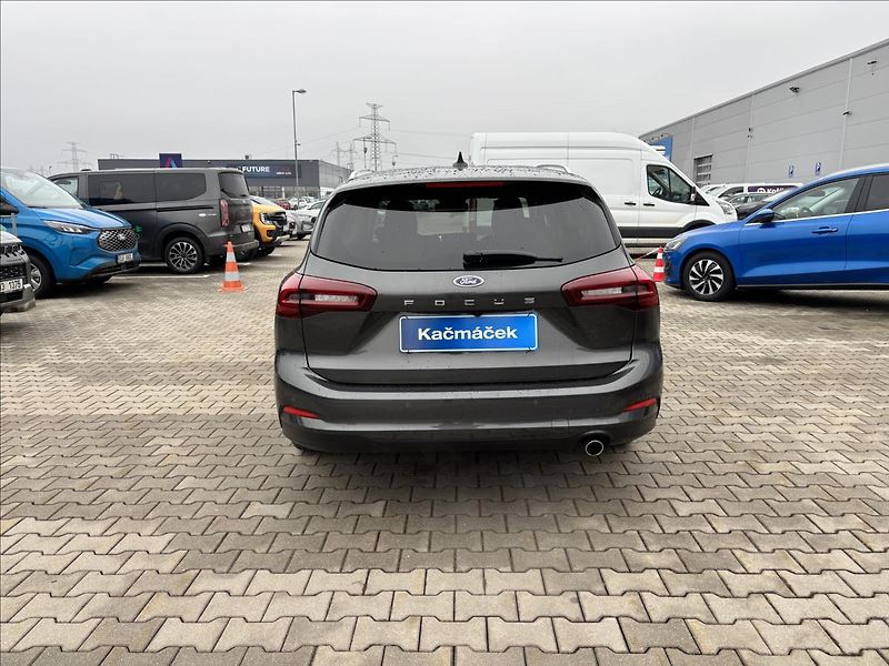 Ford Focus 1,5 EcoBlue 88kW Titanium - fotka 4 z 30
