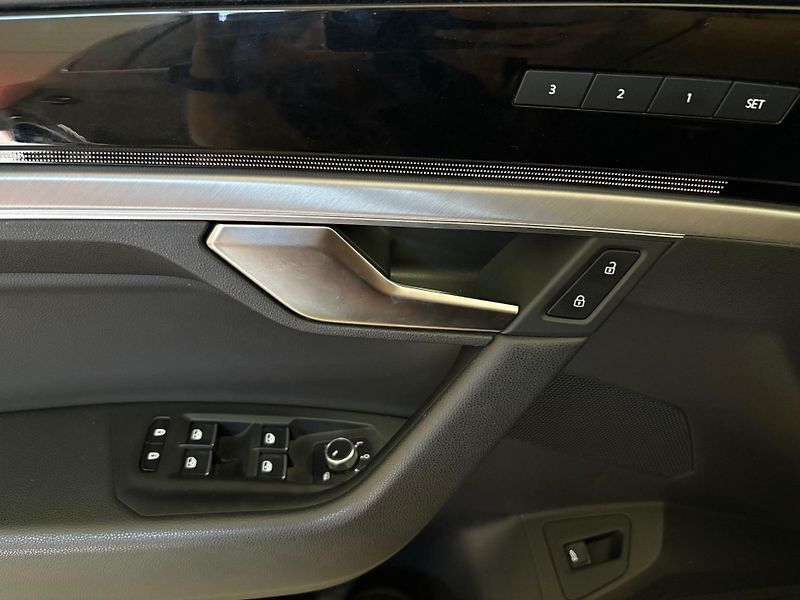 Volkswagen Touareg (2020) Elegance 3.0 TDI Tiptronic - fotka 2 z 32
