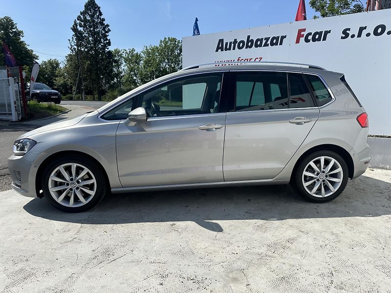 Volkswagen Golf Sportsvan (2014) 2.0 TDI 1. majitel, ser. kniha - fotka 4 z 41