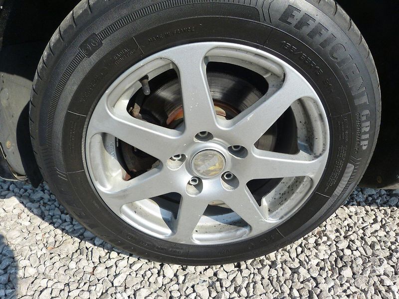 Škoda Octavia 1.6 TDI - fotka 17 z 18