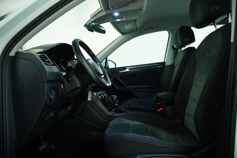 Volkswagen Tiguan - fotka 11 z 30