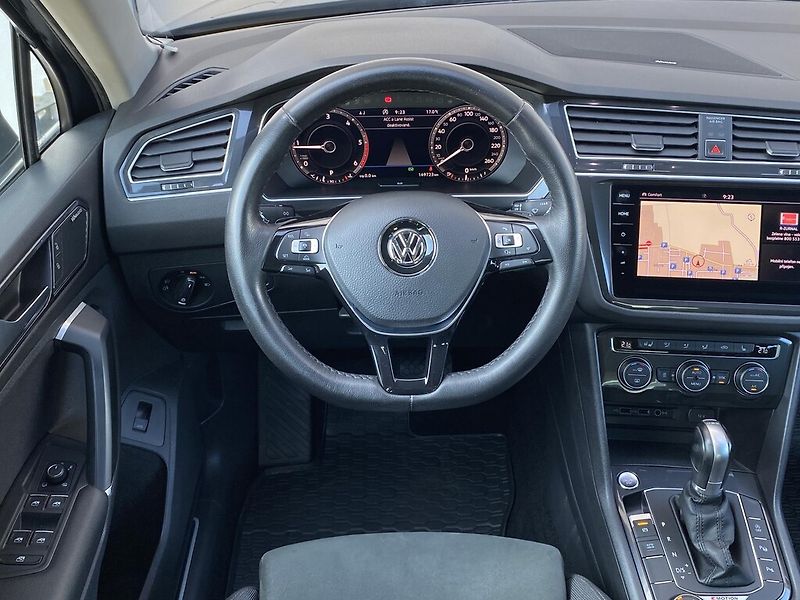 Volkswagen Tiguan 2,0 BiTDI 4Mot Highline DSG - fotka 8 z 27