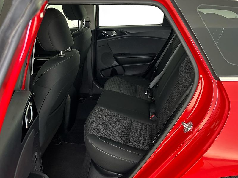 Kia Ceed Kombi - fotka 8 z 26