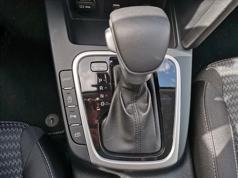 Kia Ceed 1,5 T-GDI 118kW Top DCT - fotka 15 z 19