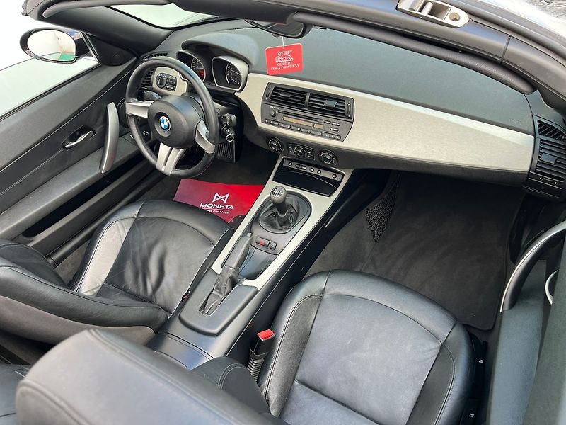 BMW Z4 2.0, 110kW Roadster - fotka 9 z 21