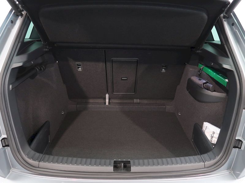 Škoda Karoq (2026) SPORTLINE 1.5TSI 110KW DSG - fotka 41 z 43