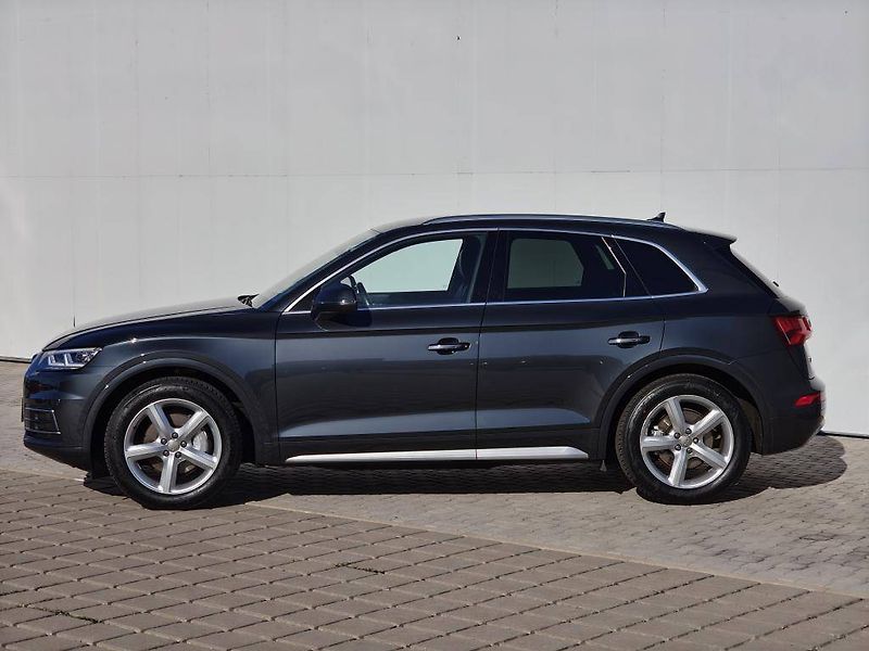 Audi Q5 Quattro S-Tronic  2,0TDI - fotka 3 z 24