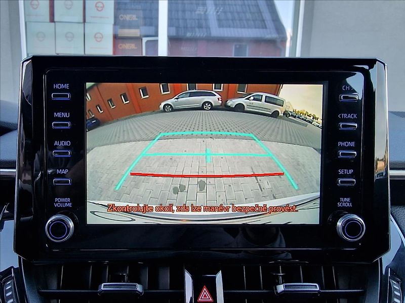 Toyota Corolla 1.8 Hybrid Comfort,ČR ,1.Maj. - fotka 29 z 48