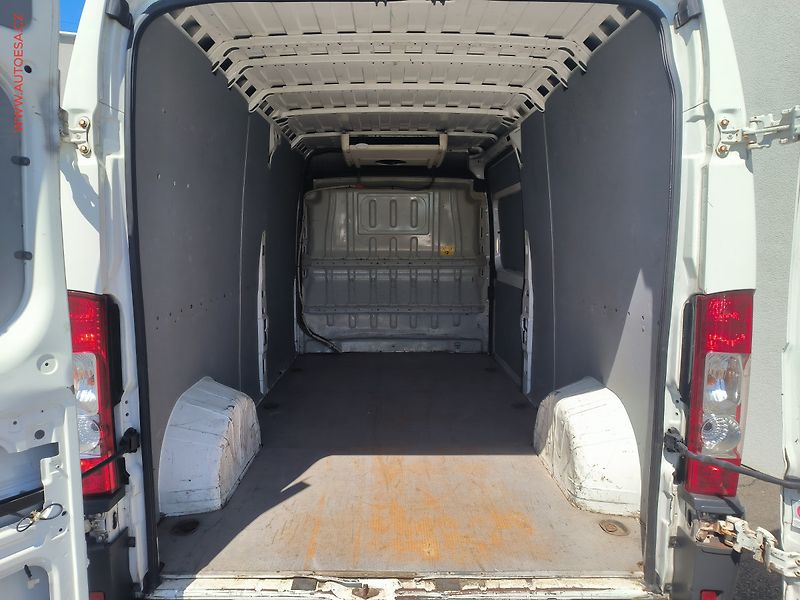 Citroën Jumper (2013) 2.2HDi CHLADÍCÍ L3H2 - fotka 9 z 18