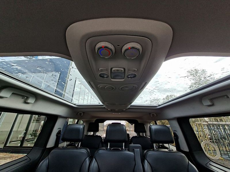 Peugeot Traveller LONG ALLURE 2,0 BHDI 180k EAT8 - fotka 16 z 25