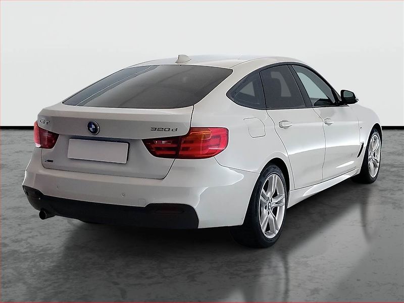 BMW Řada 3 (2015) 320d xDrive GT, 4X4, Automat - fotka 5 z 18