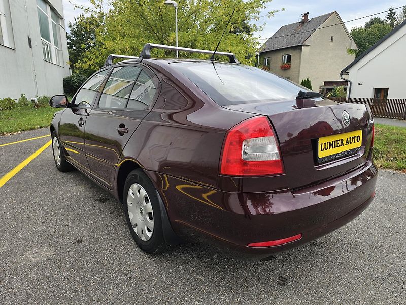 Škoda Octavia (2011) 2 FL, 1.2 TSI  - fotka 3 z 15