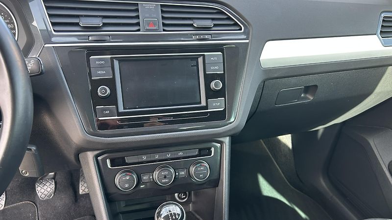 Volkswagen Tiguan (2018) 1,4TSI 110KW TOP  - fotka 14 z 20
