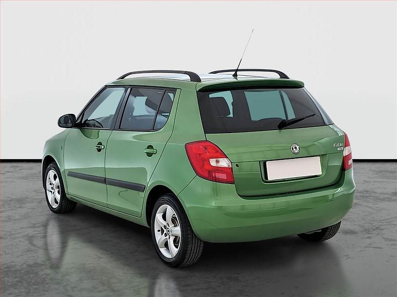 Škoda Fabia (2011) Ambition 1.2 TSI - fotka 4 z 16
