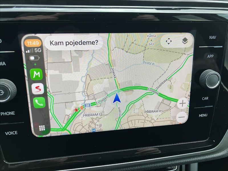 Volkswagen Touran 2,0 TAŽNÉ, LED,APPLE CAR PLAY - fotka 17 z 21