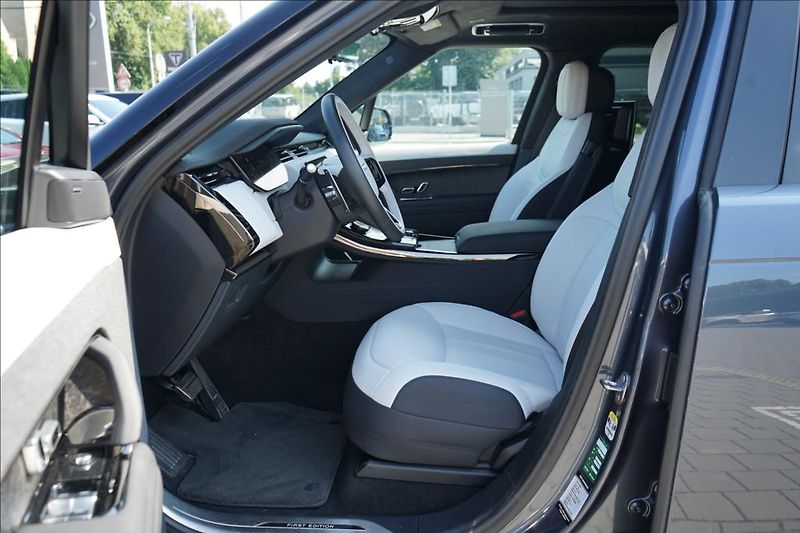Land Rover Range Rover Sport 4,4 P530 First Edt,ČR,1maj,DPH - fotka 12 z 42