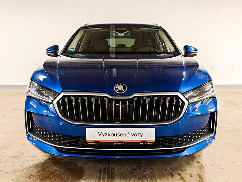 Škoda Superb (2024) Combi 2.0 TDI 142 kW DSG 4x4 L - fotka 4 z 34