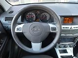 Opel Astra (2012) 1.6 16V, Tempomat - náhled 18