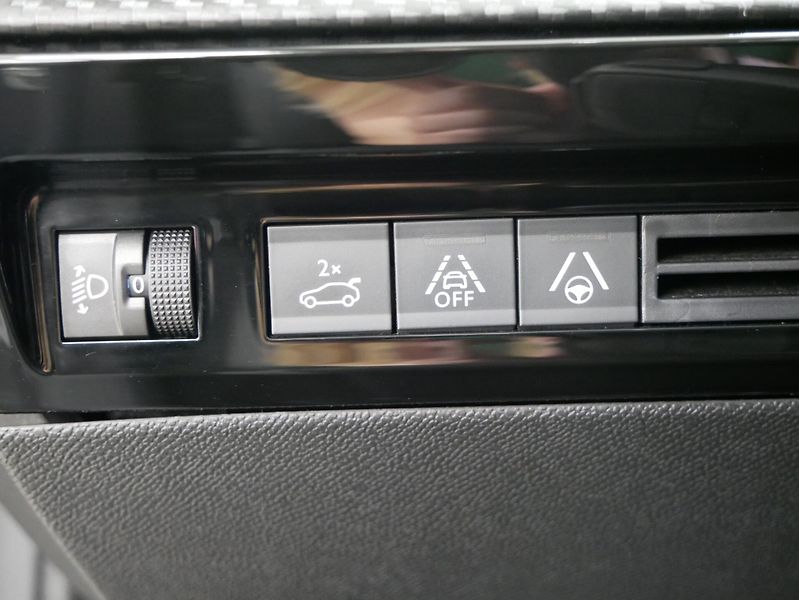 Peugeot 508 - fotka 13 z 27