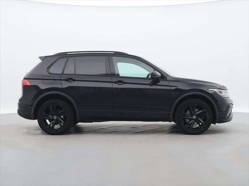 Volkswagen Tiguan 1,4 TSI PHEV 180kW R-Line DPH - fotka 8 z 33