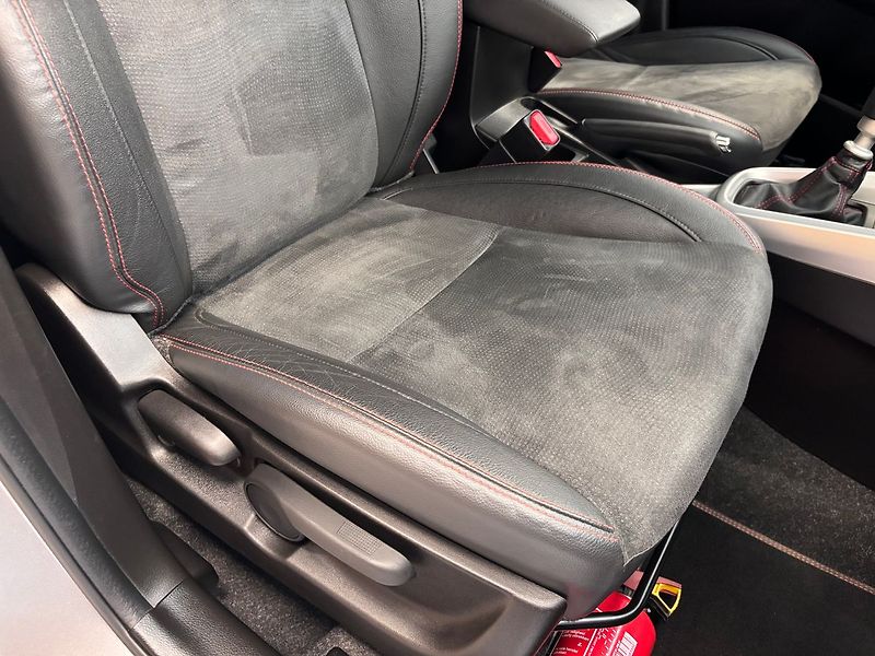 Suzuki Vitara (2017) Allgrip 1.4 boosterjet - fotka 30 z 31
