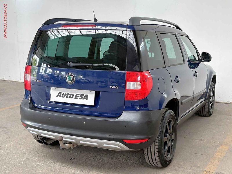 Škoda Yeti (2010) 2.0 4x4, AC, výhřev sed - fotka 4 z 14