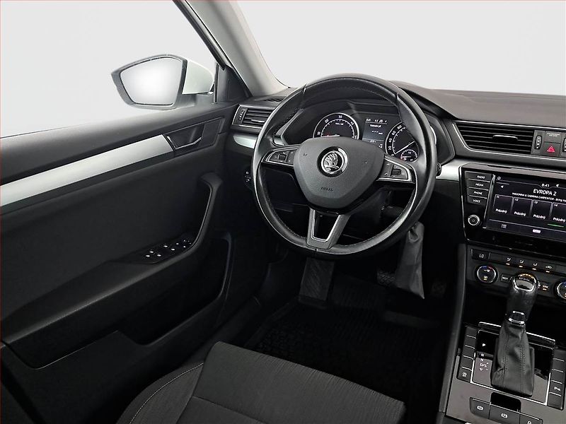 Škoda Superb (2017) Ambition 2.0 TDI, Automat - fotka 7 z 20