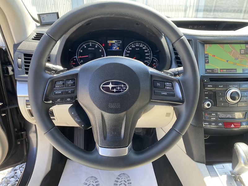 Subaru Outback 2.5i 170PS 4x4 BIFUEL PAN NAVI - fotka 144 z 157