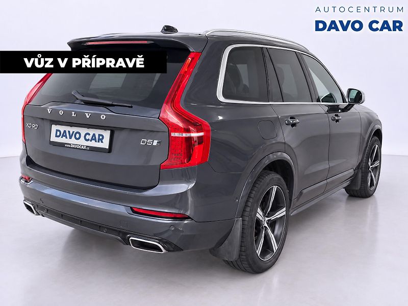 Volvo XC90 2,0 D5 173kW 4x4 R-Design CZ - fotka 5 z 12