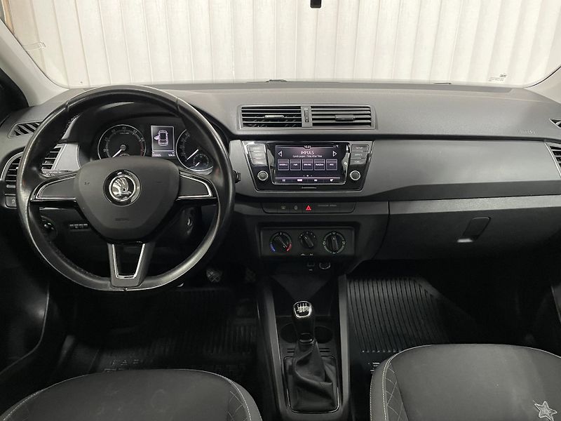 Škoda Fabia 1.0 TSi ČR REZERVACE  - fotka 19 z 22