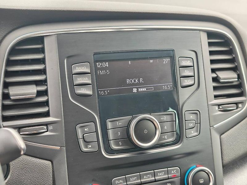 Renault Mégane Authentique 1.4 - fotka 16 z 23