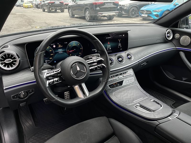 Mercedes-Benz Třídy E E-Třída 220 d 4MATIC kupé AMG - fotka 10 z 19