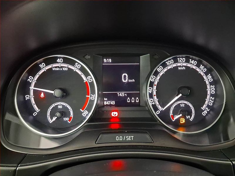 Škoda Fabia (2020) 1.0 TSI, Kůže, Tempomat - fotka 11 z 18